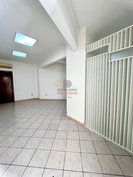 Sala Código 1725 para alugar no bairro Centro na cidade de Balneário Camboriúna Imobiliária DeltaMar 