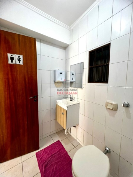 Sala Código 1725 para alugar no bairro Centro na cidade de Balneário Camboriúna Imobiliária DeltaMar 