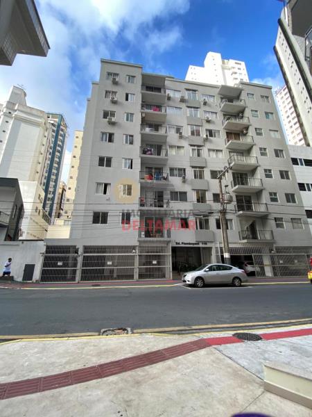 Apartamento Codigo 1883 para Alugar na temporadano bairro Centro na cidade de Balneário Camboriúna Imobiliária DeltaMar 