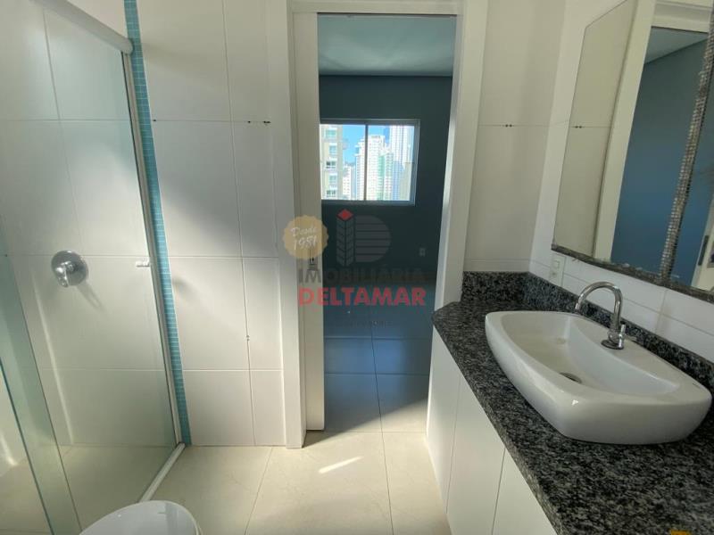 Apartamento Código 1976 para alugar no bairro Centro na cidade de Balneário Camboriúna Imobiliária DeltaMar5 