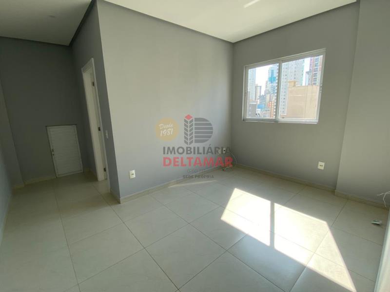 Apartamento Código 1976 para alugar no bairro Centro na cidade de Balneário Camboriúna Imobiliária DeltaMar5 