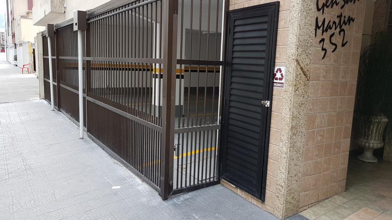 Apartamento Código 3256 para alugar GENERAL SAN MARTIN no bairro Centro na cidade de Balneário Camboriú 