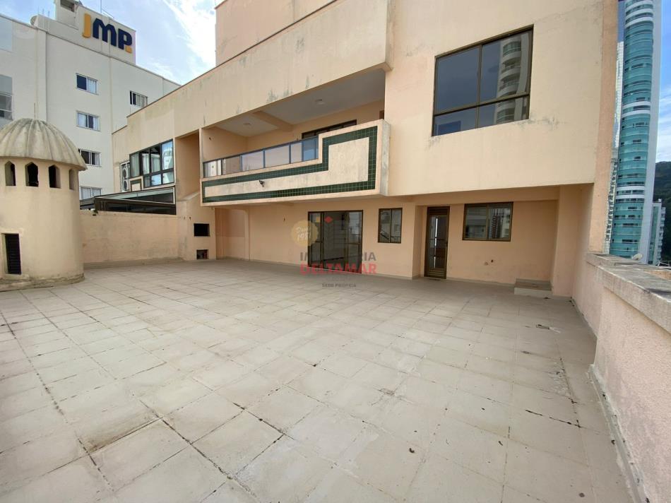 Cobertura Duplex Código 3551 para alugar no bairro Pioneiros na cidade de Balneário Camboriúna Imobiliária DeltaMar5 