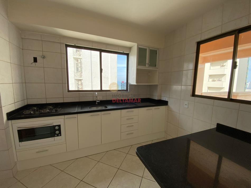 Cobertura Duplex Código 3551 para alugar no bairro Pioneiros na cidade de Balneário Camboriúna Imobiliária DeltaMar5 