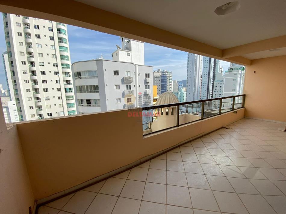 Cobertura Duplex Código 3551 para alugar no bairro Pioneiros na cidade de Balneário Camboriúna Imobiliária DeltaMar5 