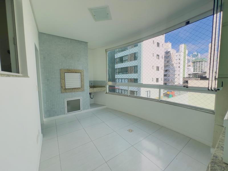 Apartamento Código 3565 para alugar Château De Versailles no bairro Centro na cidade de Balneário Camboriú 