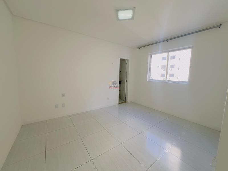 Apartamento Código 3565 para alugar Château De Versailles no bairro Centro na cidade de Balneário Camboriú 