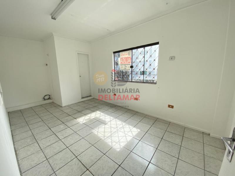 Sala Código 3690 para alugar  no bairro Centro na cidade de Balneário Camboriú 