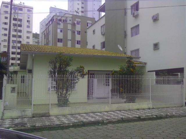 Casa Código 4123 a Venda no bairro Centro na cidade de Balneário Camboriúna Imobiliária DeltaMar5 