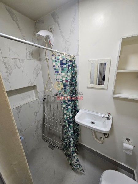 Apartamento Código 4248 para alugar ALSACIA E LORENA no bairro Centro na cidade de Balneário Camboriú 