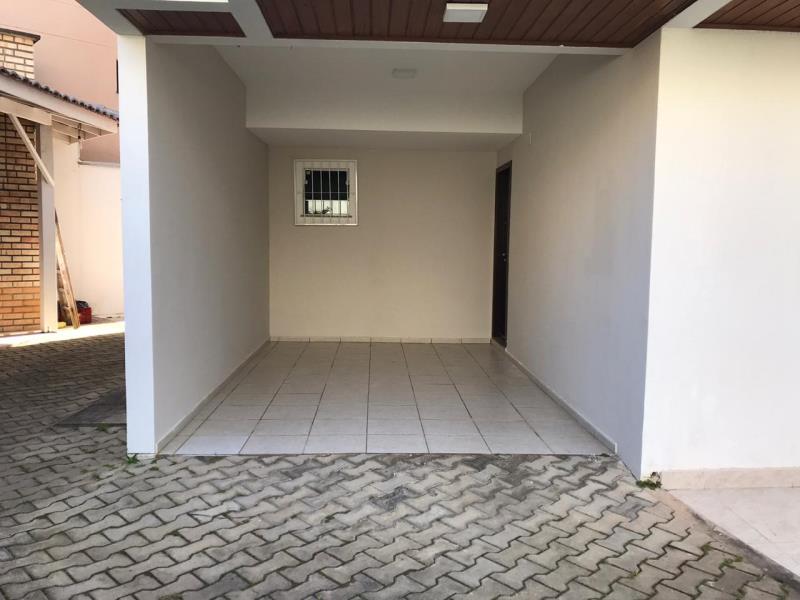 Sobrado Código 4675 para alugar no bairro Praia dos Amores na cidade de Balneário Camboriúna Imobiliária DeltaMar5 