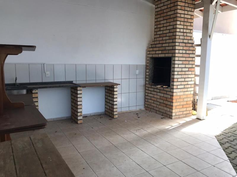 Sobrado Código 4675 para alugar no bairro Praia dos Amores na cidade de Balneário Camboriúna Imobiliária DeltaMar5 