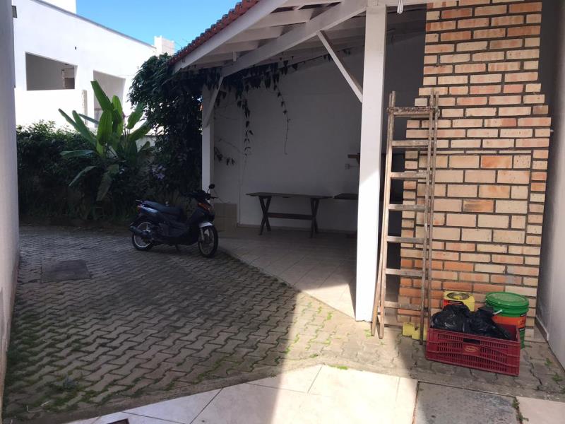 Sobrado Código 4675 para alugar no bairro Praia dos Amores na cidade de Balneário Camboriúna Imobiliária DeltaMar5 