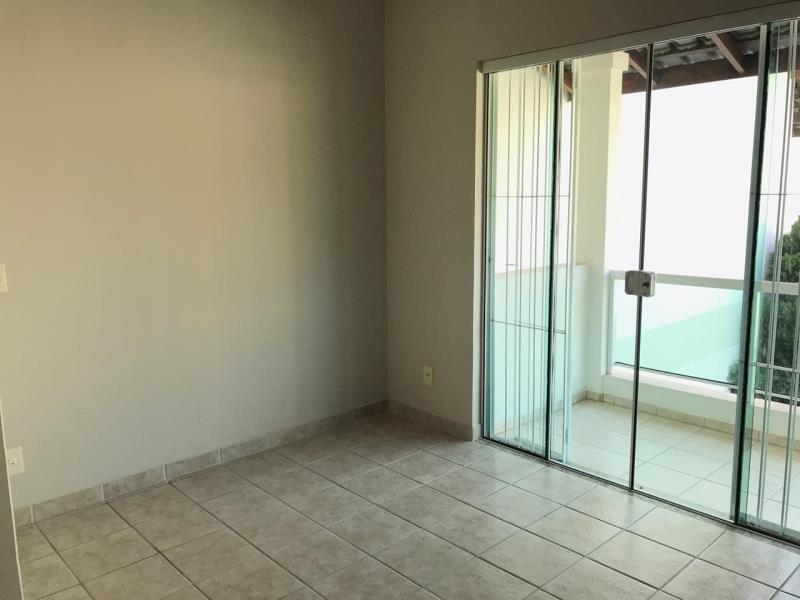 Sobrado Código 4675 para alugar no bairro Praia dos Amores na cidade de Balneário Camboriúna Imobiliária DeltaMar5 