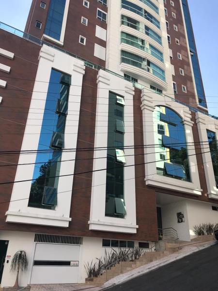 Apartamento Código 4833 a Venda no bairro Pioneiros na cidade de Balneário Camboriúna Imobiliária DeltaMar 