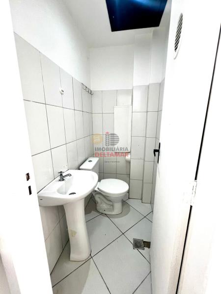 Sala Código 4968 para alugar no bairro Centro na cidade de Balneário Camboriúna Imobiliária DeltaMar5 