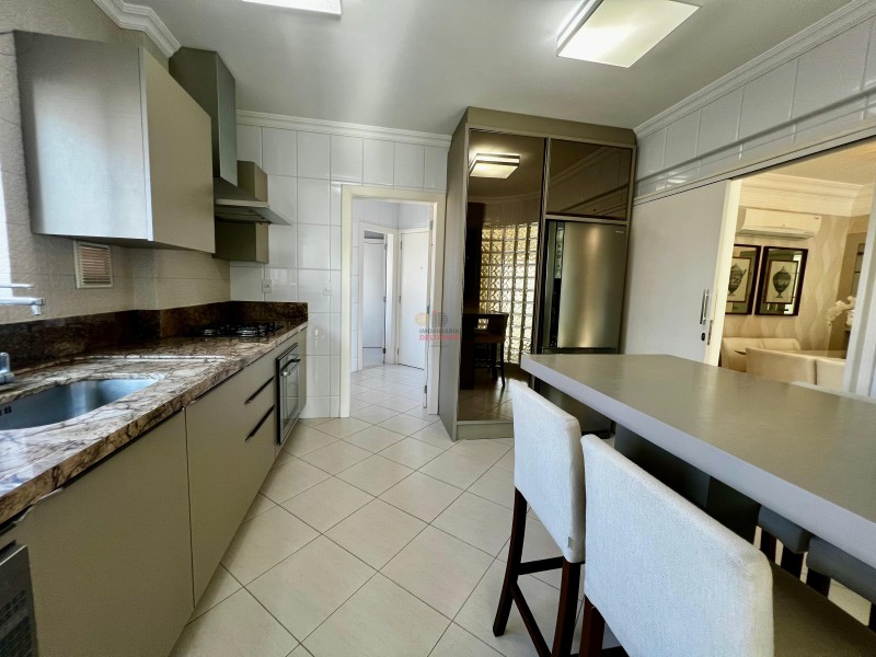 Apartamento Código 5056 para alugar no bairro Centro na cidade de Balneário Camboriúna Imobiliária DeltaMar5 