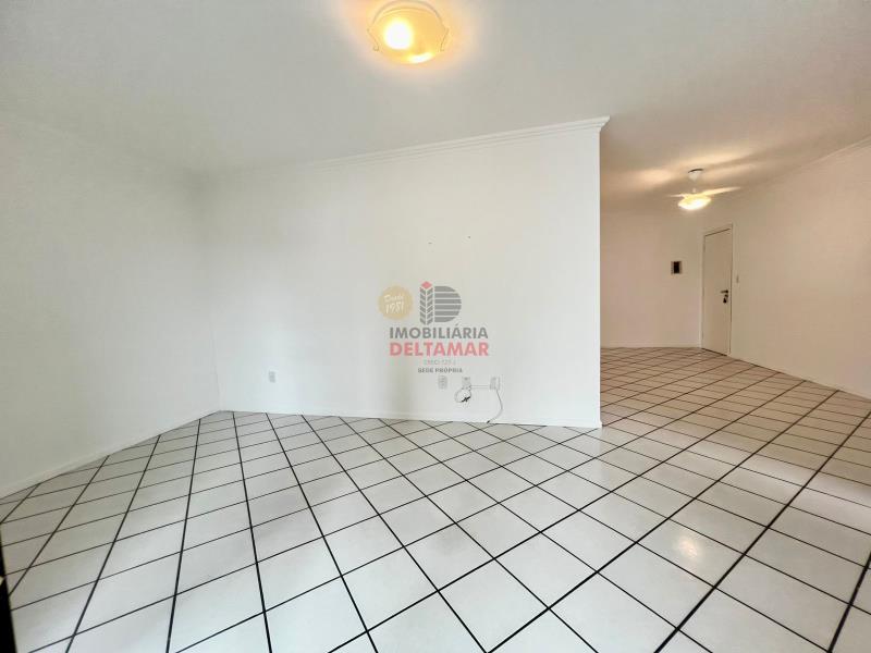 Apartamento Código 5110 para alugar no bairro Centro na cidade de Balneário Camboriúna Imobiliária DeltaMar5 