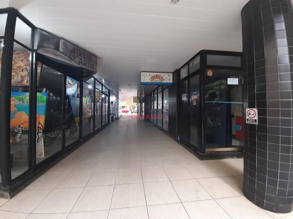 Sala Código 5320 a Venda no bairro Centro na cidade de Balneário Camboriúna Imobiliária DeltaMar 