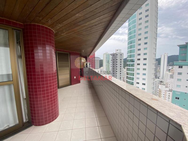 Apartamento Codigo 5482 para Alugar na temporadano bairro Centro na cidade de Balneário Camboriúna Imobiliária DeltaMar 