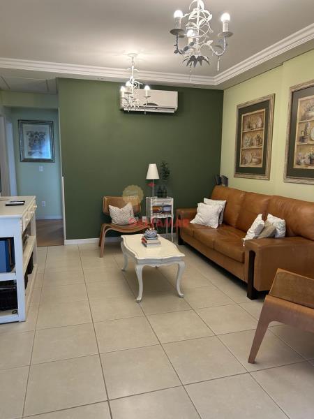 Apartamento Código 5521 para Venda SETHI I no bairro Centro na cidade de Balneário Camboriú 