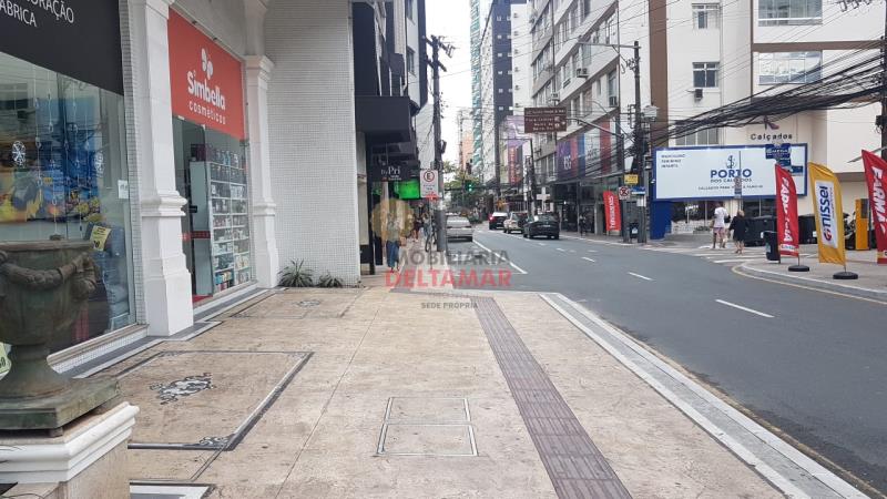 Apartamento Codigo 5541 para Alugar na temporadano bairro Centro na cidade de Balneário Camboriúna Imobiliária DeltaMar 