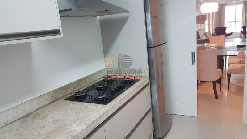 Apartamento Codigo 5541 para Alugar na temporadano bairro Centro na cidade de Balneário Camboriúna Imobiliária DeltaMar 