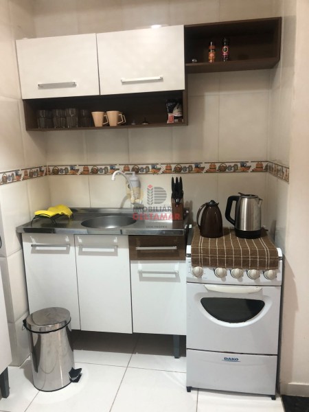 Apartamento Código 5599 para alugar ILHA DO FAROL no bairro Pioneiros na cidade de Balneário Camboriú 