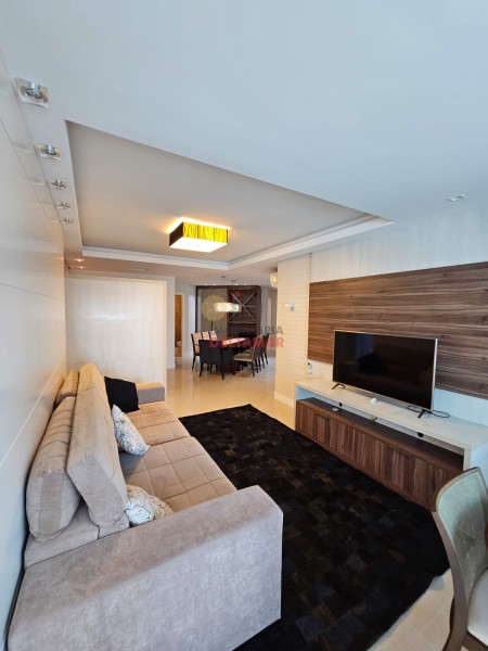 Apartamento Código 5605 para alugar no bairro Centro na cidade de Balneário Camboriúna Imobiliária DeltaMar 