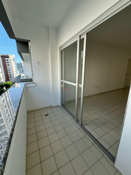 Apartamento Código 5614 para Venda MARIA BITTENCOURT no bairro Centro na cidade de Balneário Camboriú 