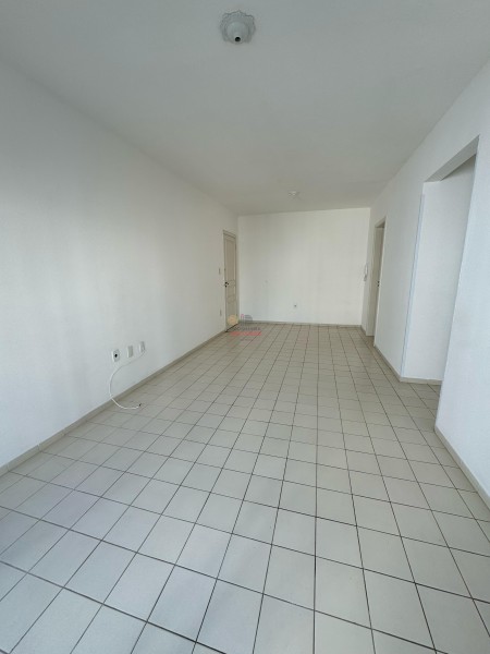 Apartamento Código 5614 para Venda MARIA BITTENCOURT no bairro Centro na cidade de Balneário Camboriú 