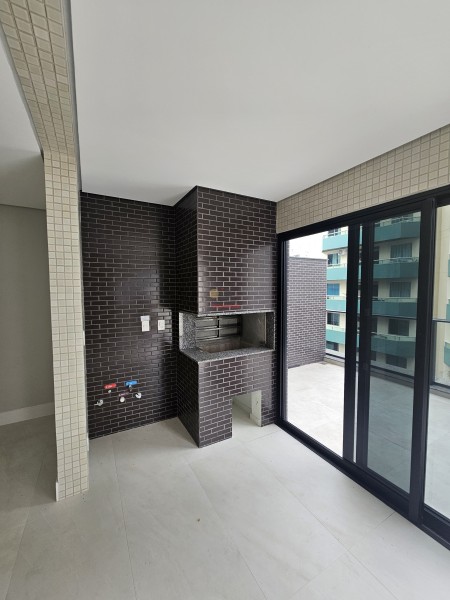 Apartamento Código 5641 para Venda TESLA ED. CONDOMINIO no bairro Centro na cidade de Balneário Camboriú 
