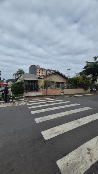 Terreno Código 5642 a Venda no bairro Nações na cidade de Balneário Camboriúna Imobiliária DeltaMar 