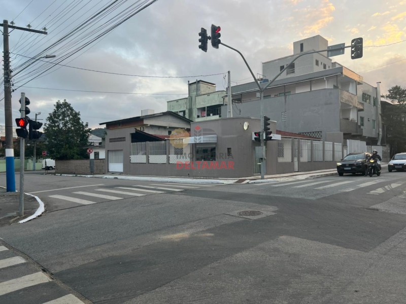 Casa Código 5644 a Venda no bairro Nações na cidade de Balneário Camboriúna Imobiliária DeltaMar5 