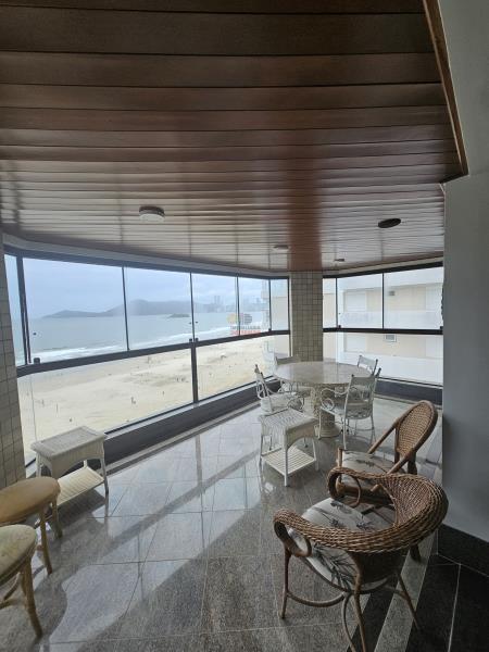 Apartamento Código 5646 para alugar no bairro Centro na cidade de Balneário Camboriúna Imobiliária DeltaMar 