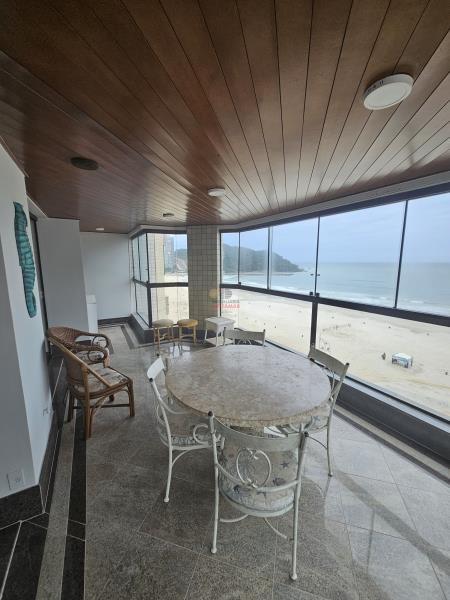 Apartamento Código 5646 para alugar no bairro Centro na cidade de Balneário Camboriúna Imobiliária DeltaMar 