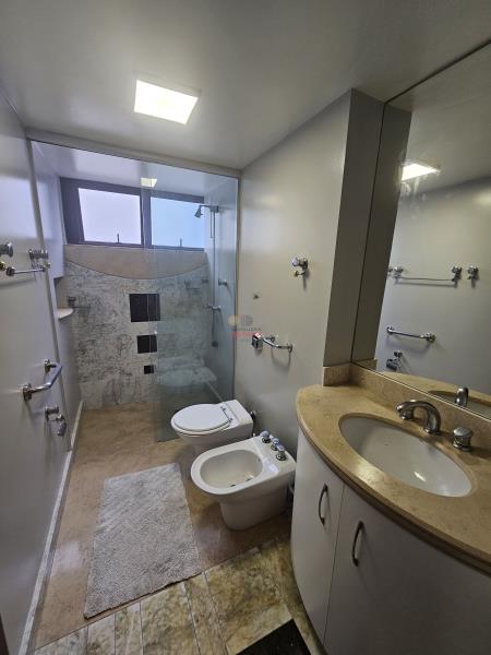 Apartamento Código 5646 para alugar no bairro Centro na cidade de Balneário Camboriúna Imobiliária DeltaMar 