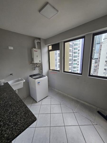 Apartamento Código 5646 para alugar no bairro Centro na cidade de Balneário Camboriúna Imobiliária DeltaMar 