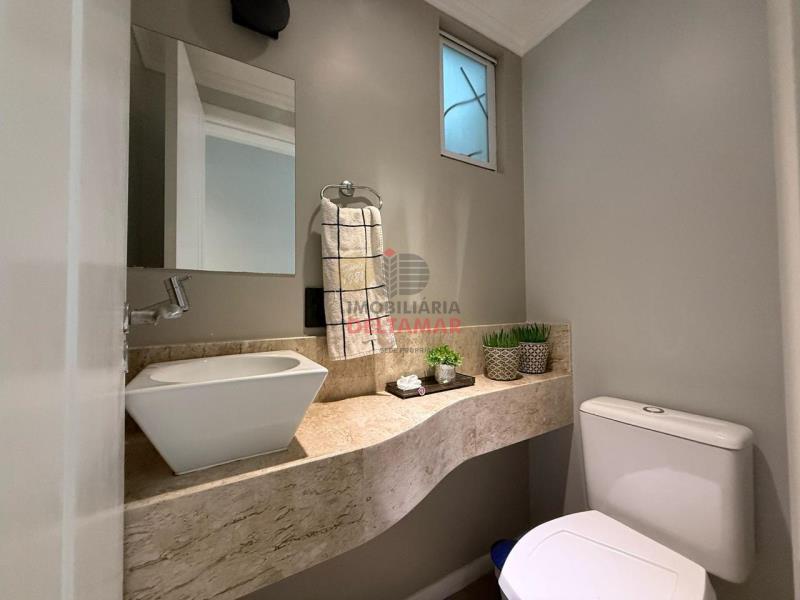 Apartamento Código 5651 a Venda no bairro Centro na cidade de Balneário Camboriúna Imobiliária DeltaMar5 