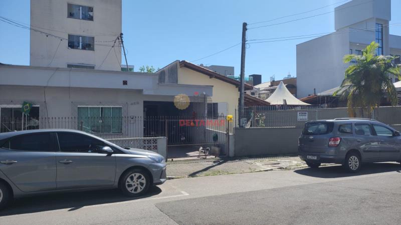 Casa Código 5659 a Venda no bairro Nações na cidade de Balneário Camboriúna Imobiliária DeltaMar5 
