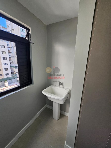Apartamento Código 5677 para alugar no bairro Centro na cidade de Balneário Camboriúna Imobiliária DeltaMar5 