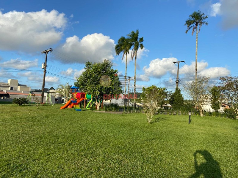 Casa Código 5694 para Venda  no bairro Centro na cidade de Balneário Piçarras 