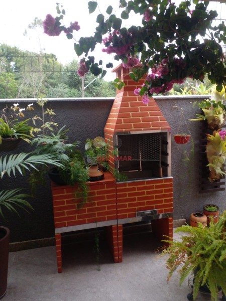 Casa Código 5694 para Venda  no bairro Centro na cidade de Balneário Piçarras 