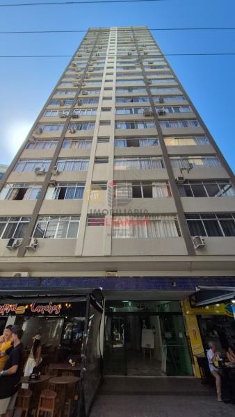 Apartamento Código 5697 para alugar no bairro Centro na cidade de Balneário Camboriúna Imobiliária DeltaMar5 