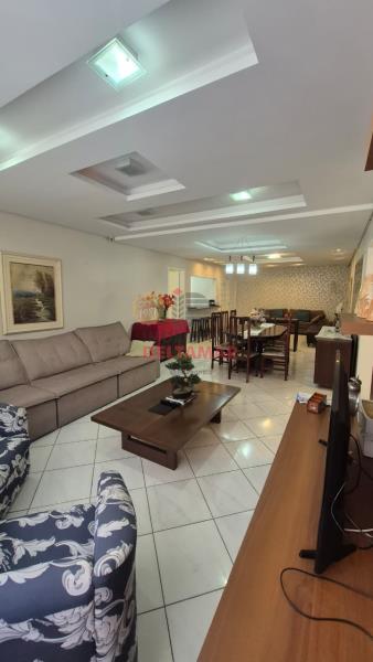 Apartamento Código 5697 para alugar no bairro Centro na cidade de Balneário Camboriúna Imobiliária DeltaMar5 