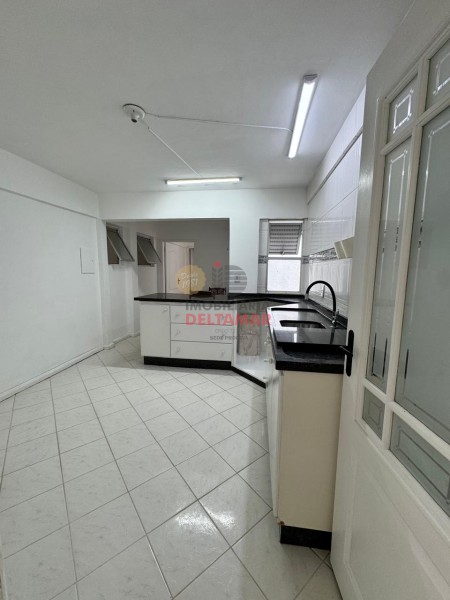 Apartamento Código 5701 para Venda ED. OLIVEIRA no bairro Centro na cidade de Balneário Camboriú 