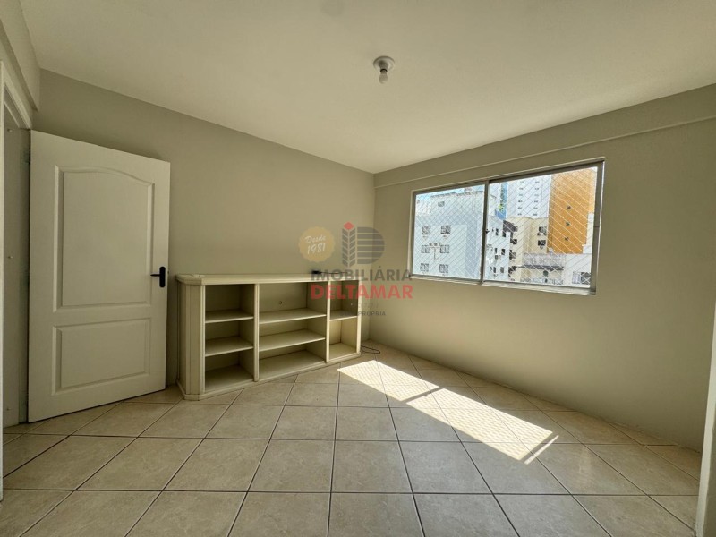 Apartamento Código 5701 para Venda ED. OLIVEIRA no bairro Centro na cidade de Balneário Camboriú 