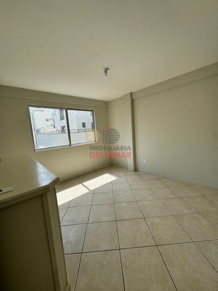 Apartamento Código 5701 para Venda ED. OLIVEIRA no bairro Centro na cidade de Balneário Camboriú 