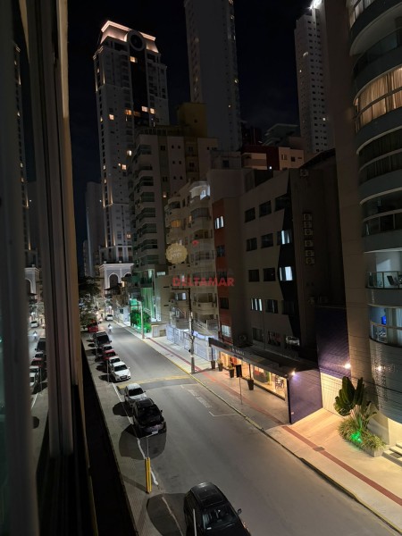 Apartamento Código 5714 para alugar GENERAL ARTIGAS no bairro Centro na cidade de Balneário Camboriú 