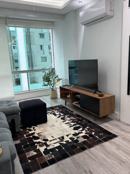 Apartamento Código 5714 para alugar GENERAL ARTIGAS no bairro Centro na cidade de Balneário Camboriú 